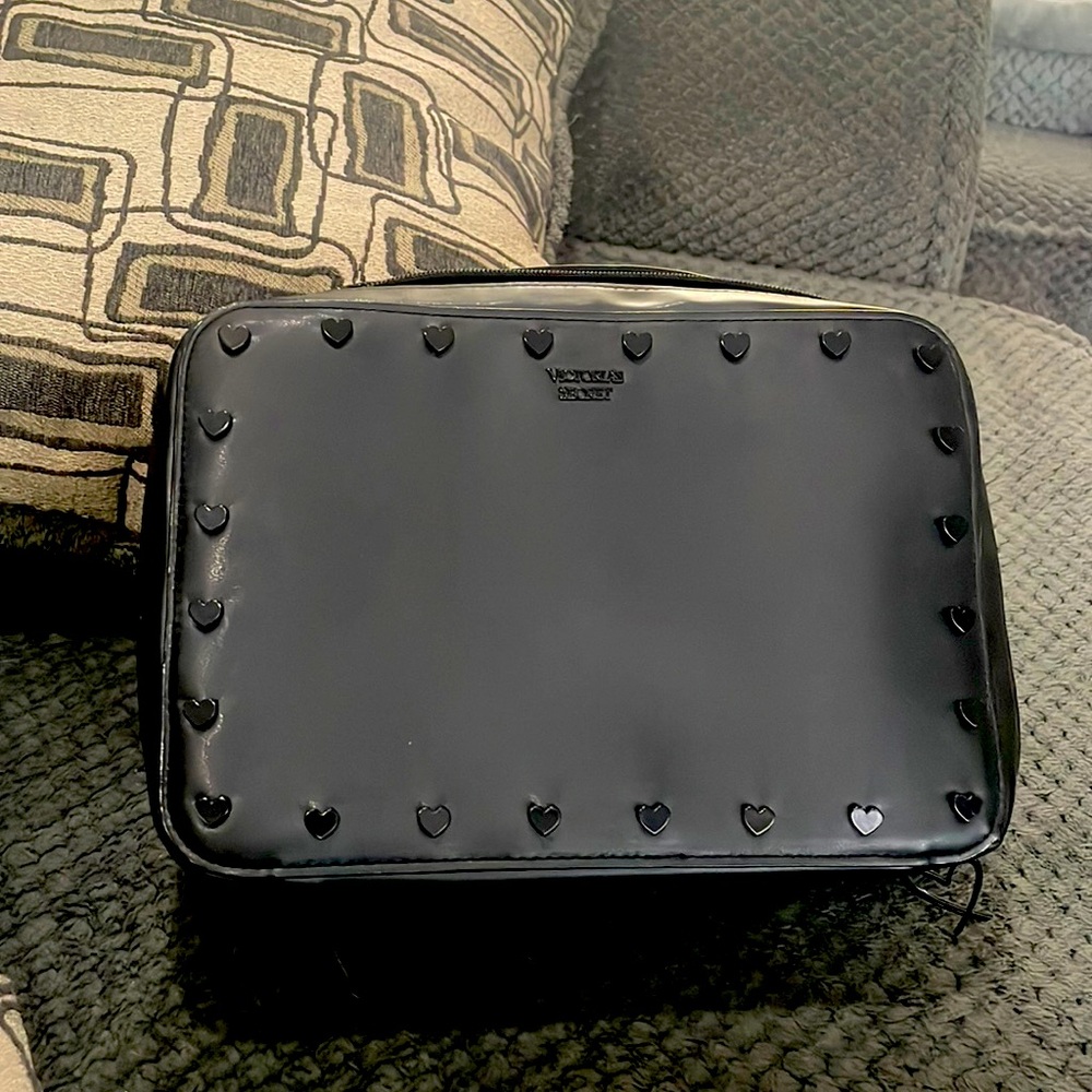 Victoria Secret Makeup Bag Black Faux Leather Hearts 4 Piece Travel Case
